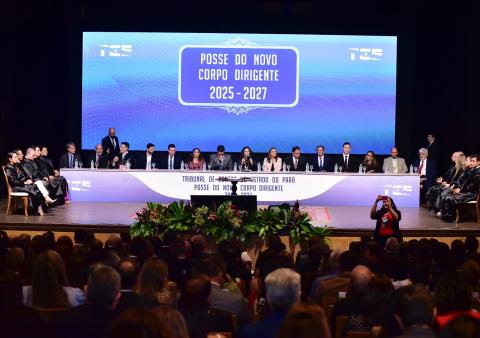 Controladores da CGE participam da cerimônia de posse dos novos dirigentes do TCE/PA